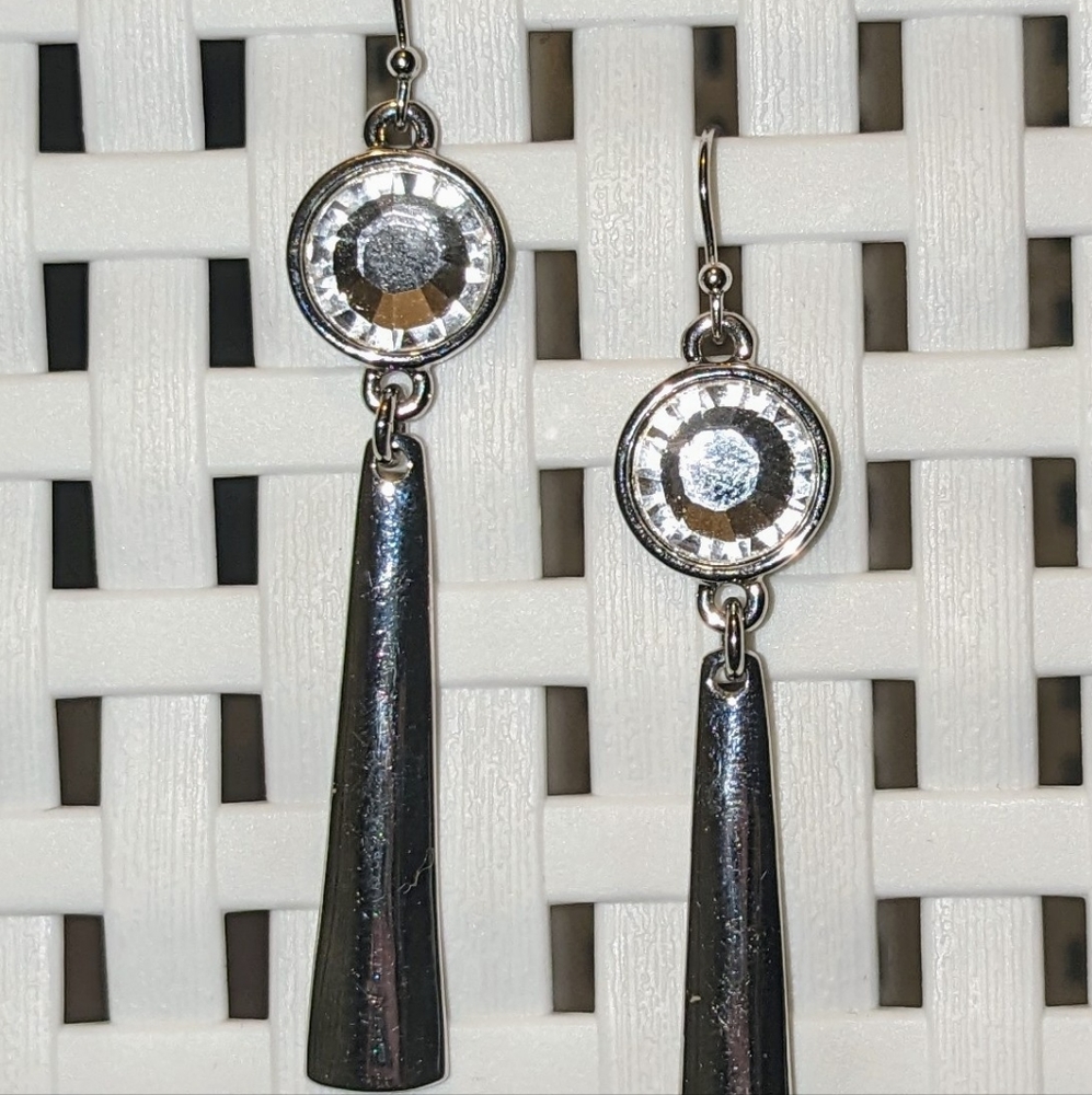 NWOT Trina Turk Rhinestone Crystal Earrings Long Silver Dangles - Signed